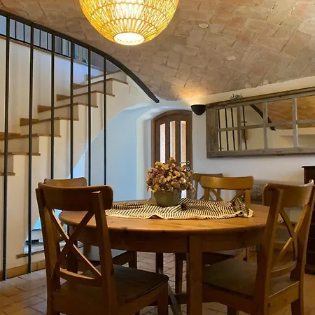 Cal Secretari Villa