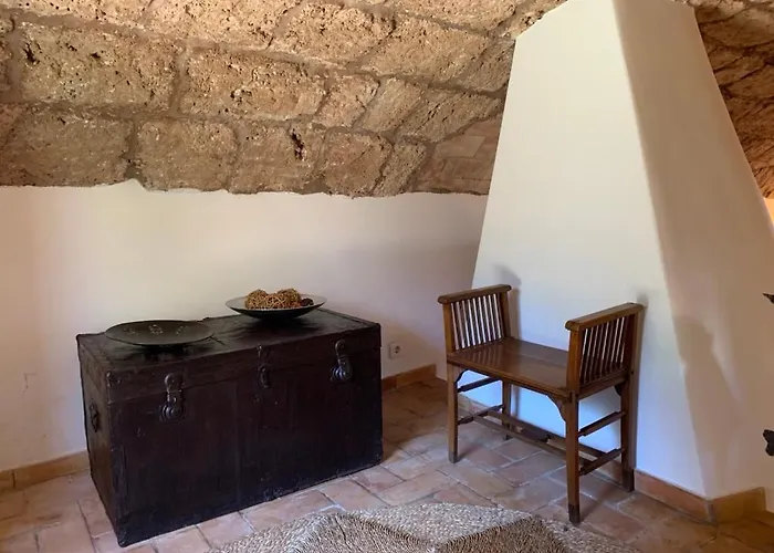Cal Secretari Villa