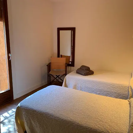 Cal Secretari Villa *